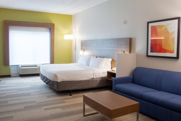 Images Holiday Inn Express & Suites Lexington Dtwn Area-Keeneland by IHG