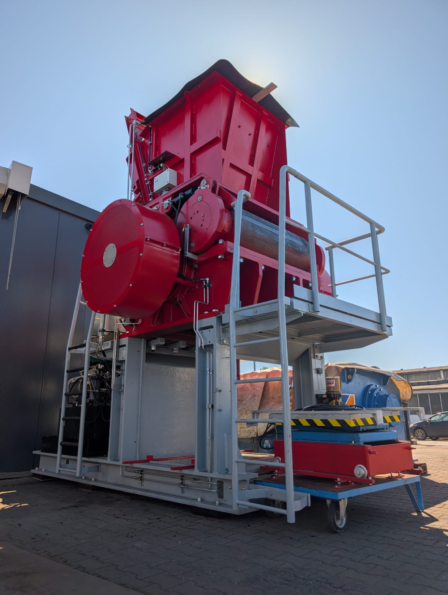 Bild 1 REMA- Johann Czechowski Recyclingmaschinen in Mannheim