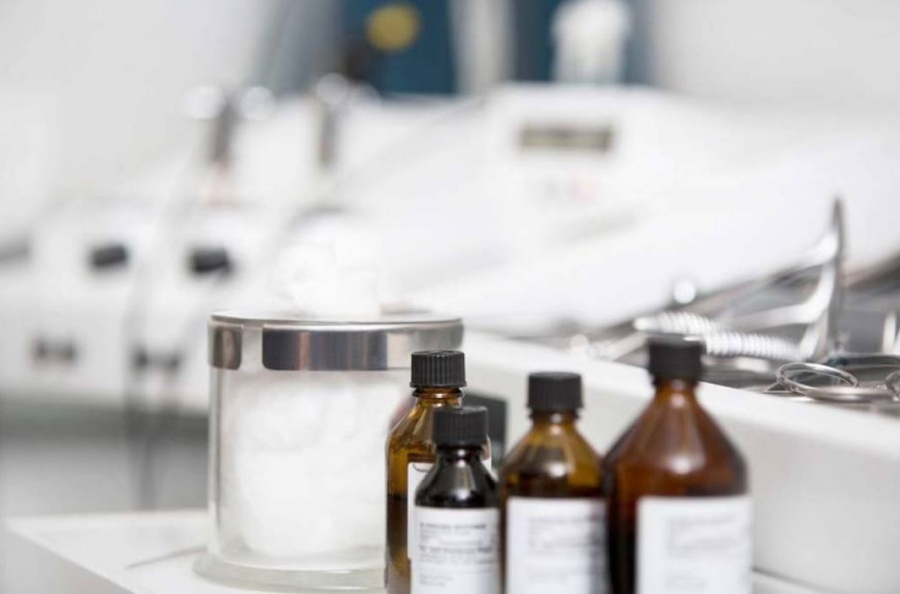 Dr. med. Julian Bewarder, Rothenbaumchaussee 105 in Hamburg