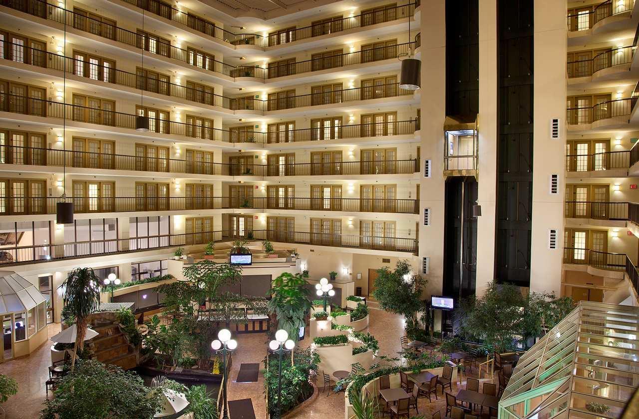 Embassy Suites by Hilton Indianapolis North Coupons near ...