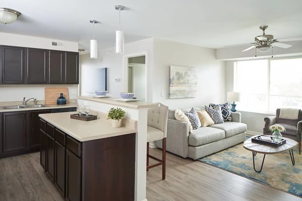 Images Meadowlark Place