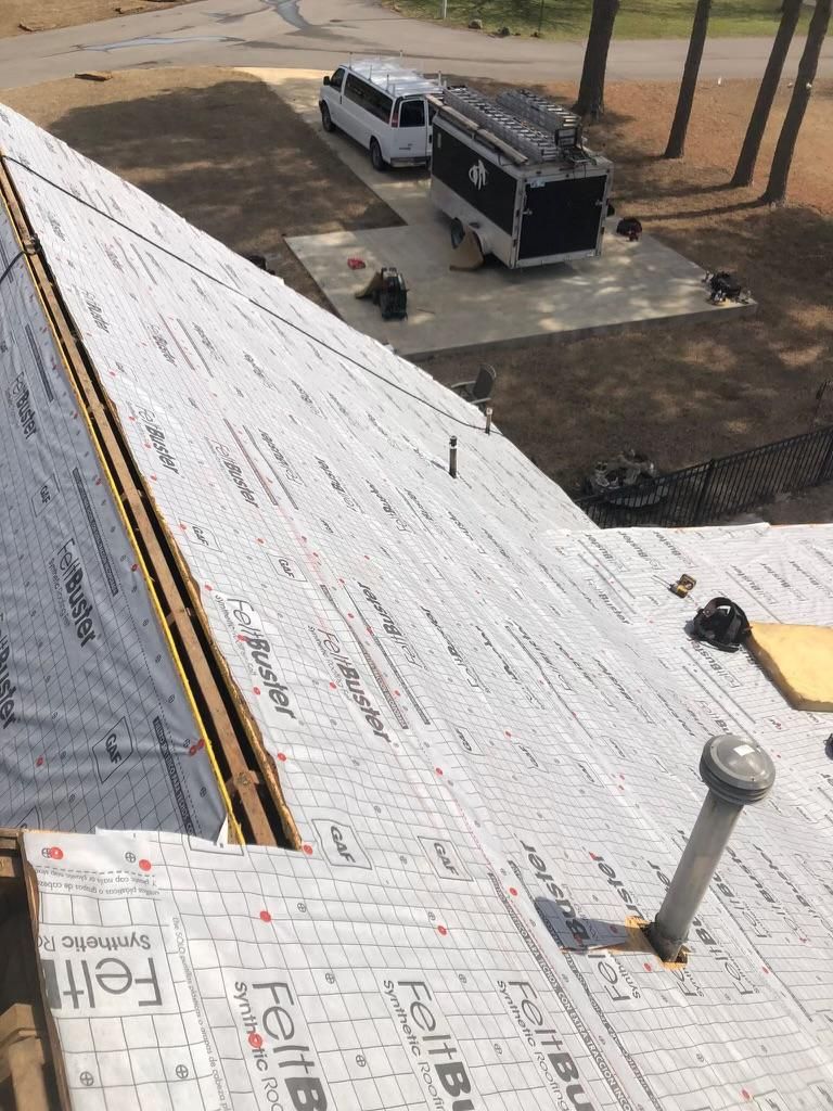 Summit Roofing & Solar Image