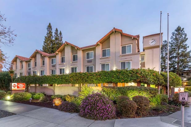 Images Best Western Plus Airport Plaza