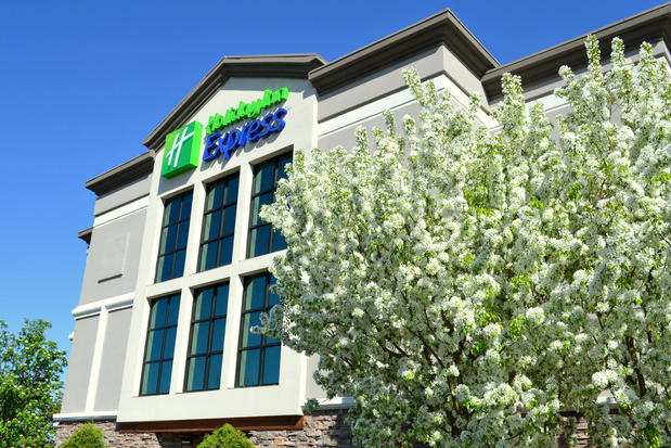 Images Holiday Inn Express & Suites Bozeman West, an IHG Hotel