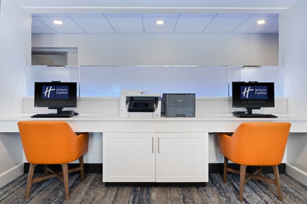 Images Holiday Inn Express & Suites Cincinnati Riverfront by IHG