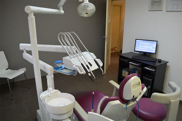 Images Centelles Clínica Dental
