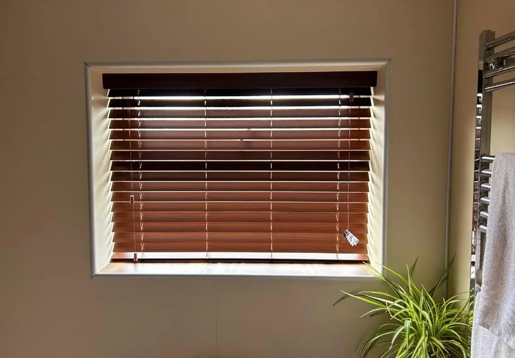 Images Household Bargain Centre & Chantelle Blinds