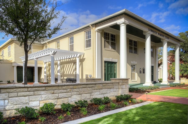 Images Nash & Associates Landscaping Inc.
