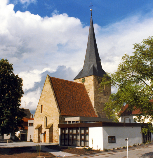 Kirche zum Heiligen Kreuz, St. Peter und Genovefa - Evangelische Kirchengemeinde Ellhofen, Kirchplatz in Ellhofen