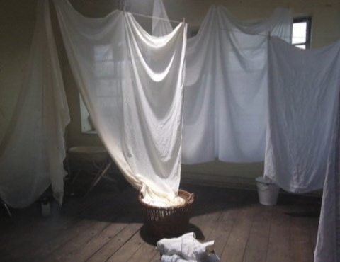 Eoghan Hand Lighting 5