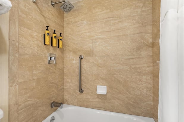 Images Best Western Plus Carriage Inn