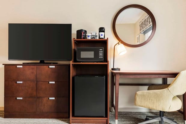 Images Hampton Inn & Suites Pittsburgh/Waterfront-West Homestead