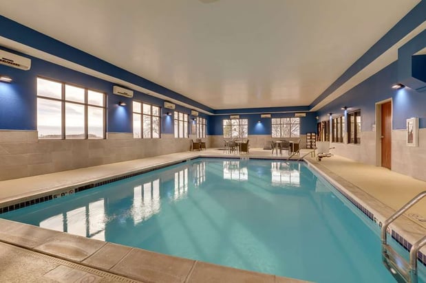 Images Hampton Inn & Suites St. Louis-Edwardsville