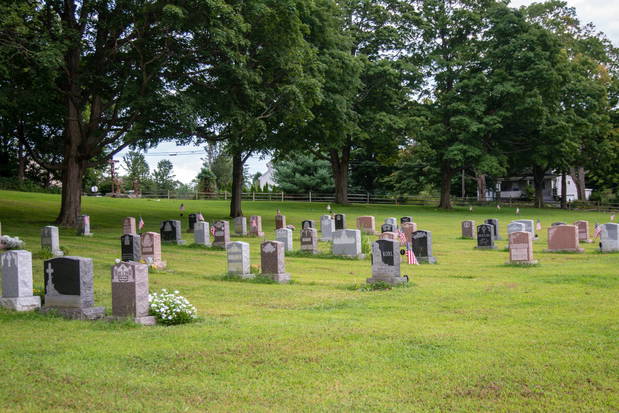 Images Saint John Cemetery