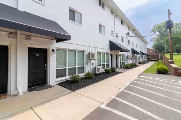 Images The Meadows Apartments