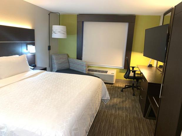 Images Holiday Inn Express Allentown North by IHG