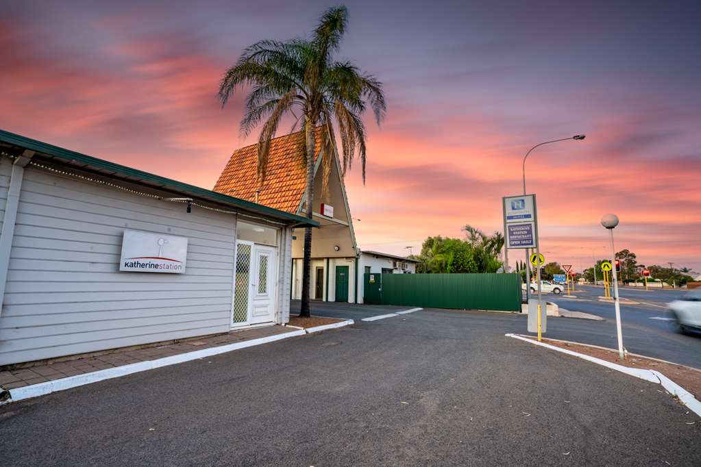 Images Hospitality Kalgoorlie,  SureStay Collection By Best Western