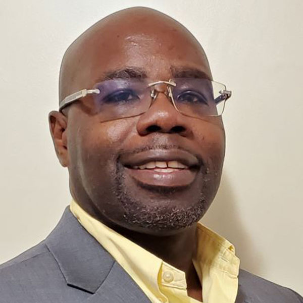 Images Derrick Shirley - UnitedHealthcare Licensed Sales Agent