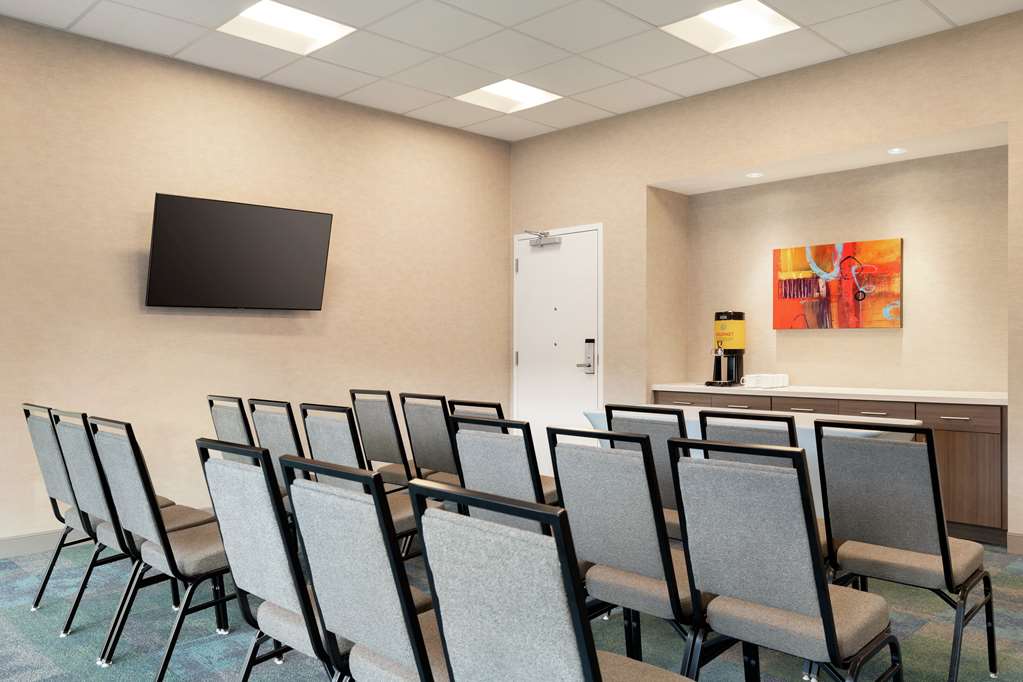 Meeting Room Home2 Suites by Hilton Woodland Hills Los Angeles Los Angeles (818)610-1250