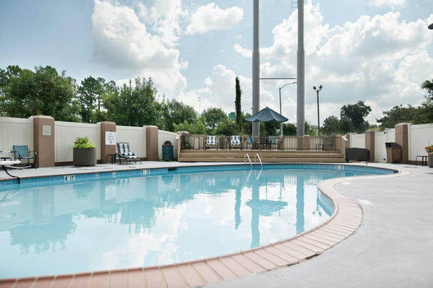 Images Holiday Inn Birmingham-Airport by IHG