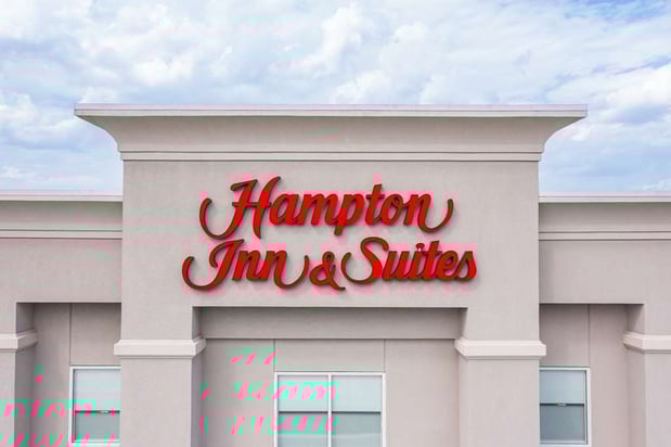 Images Hampton Inn & Suites Greensboro/Coliseum Area