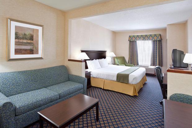 Images Holiday Inn Express & Suites Sunbury-Columbus Area, an IHG Hotel