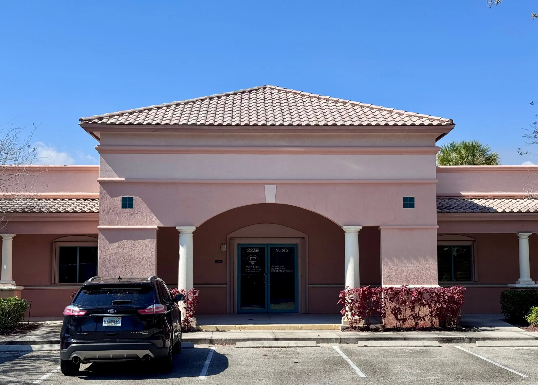 Weston Oral Surgery & Dental Implants Image