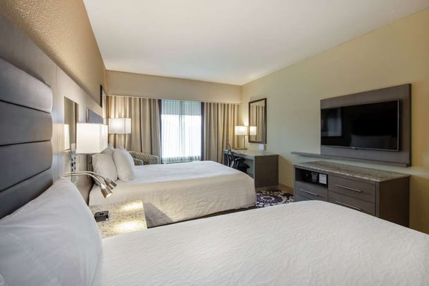 Images Hilton Garden Inn Raleigh /Crabtree Valley