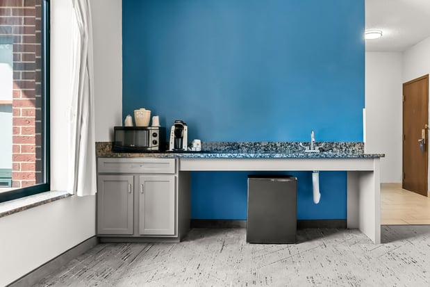 Images Holiday Inn Express & Suites Detroit-Novi by IHG