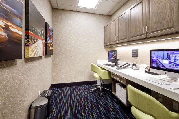 Images Hampton Inn Paramus
