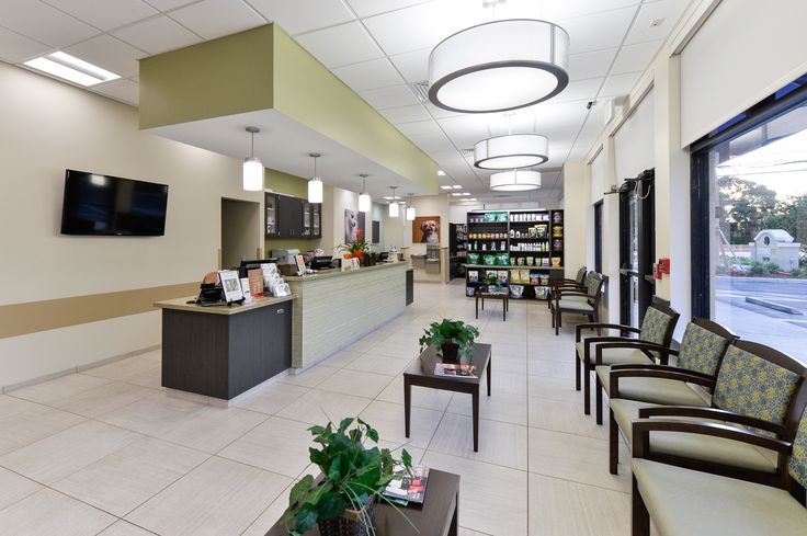 VCA Hillsboro Animal Hospital's waiting area is clean, modern, and spacious. VCA Hillsboro Animal Hospital Coconut Creek (954)947-3218