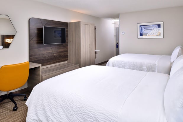 Images Holiday Inn Express Winston-Salem Medical Ctr Area by IHG