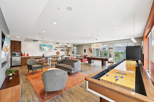 Images Outlook DTC Apartments