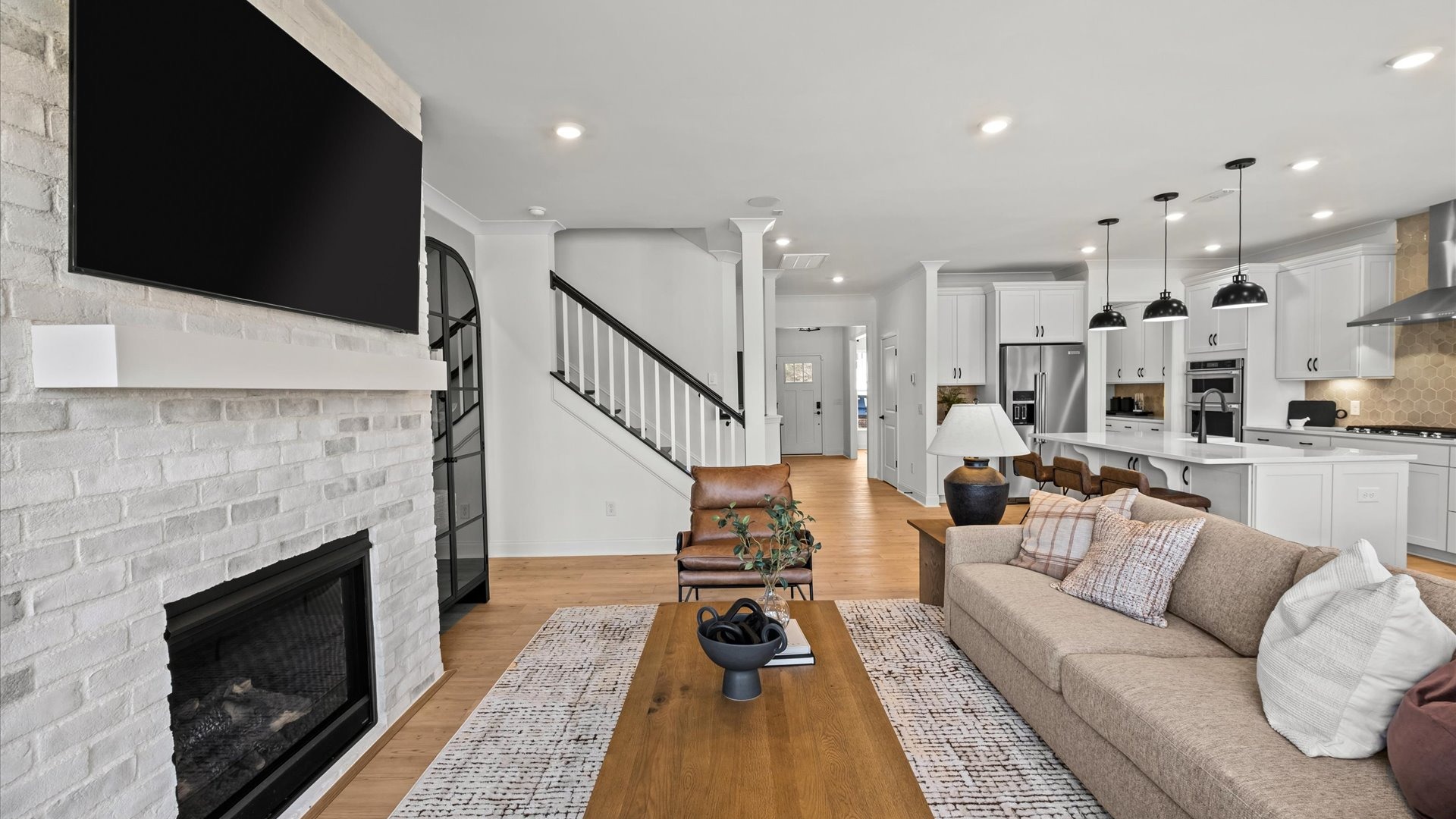 Large Great Rooms, perfect for entertaining