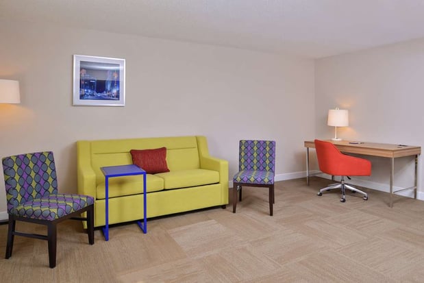 Images Hampton Inn Greensboro-East
