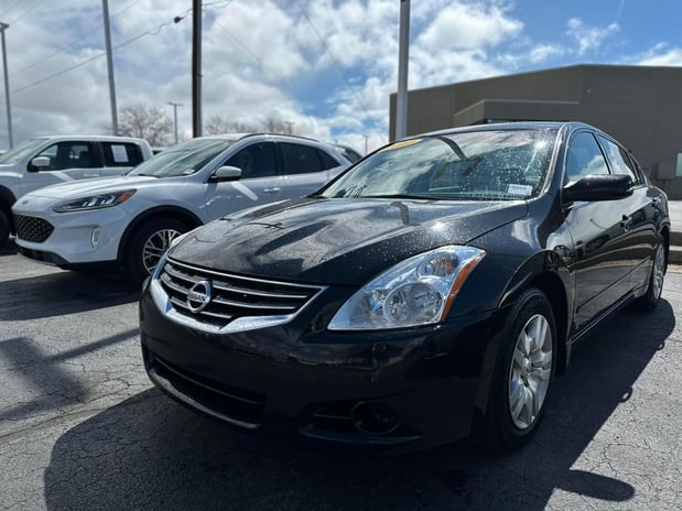 Images Fort Wayne Nissan