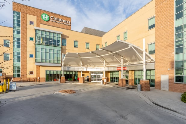 Images Matthew L. Hazen, MD