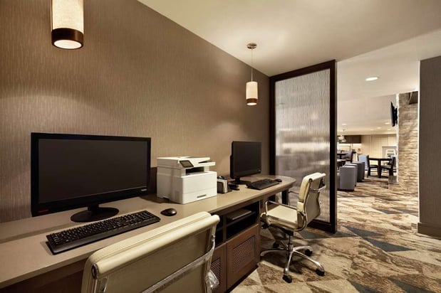 Images Homewood Suites by Hilton Portland Airport
