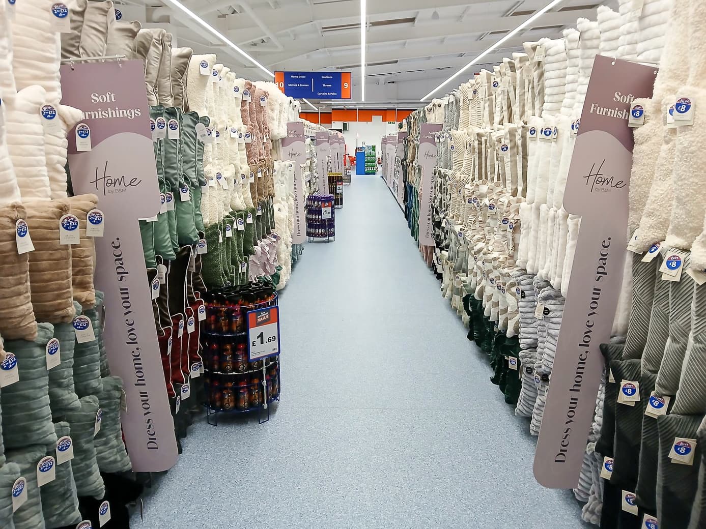 Images B&M Home Store with Garden Centre