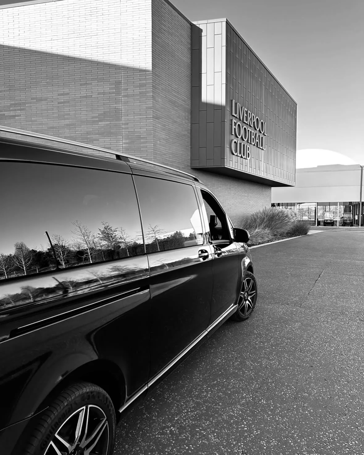 Images Prestige Airport Transfers
