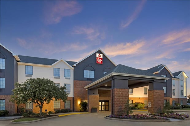 Images Best Western Plus Executive Hotel & Suites