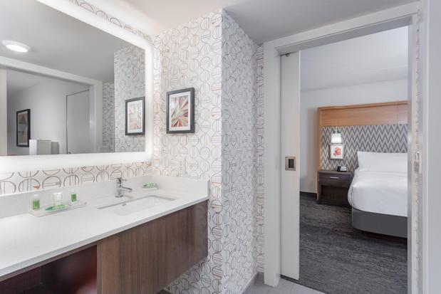 Images Holiday Inn Columbus by IHG