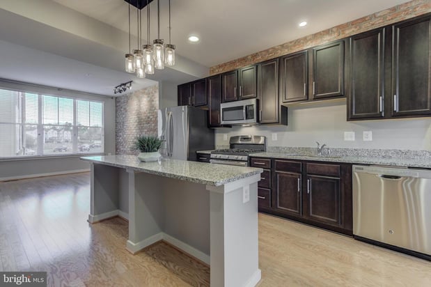Images Jim Bim of Winning Edge Real Estate