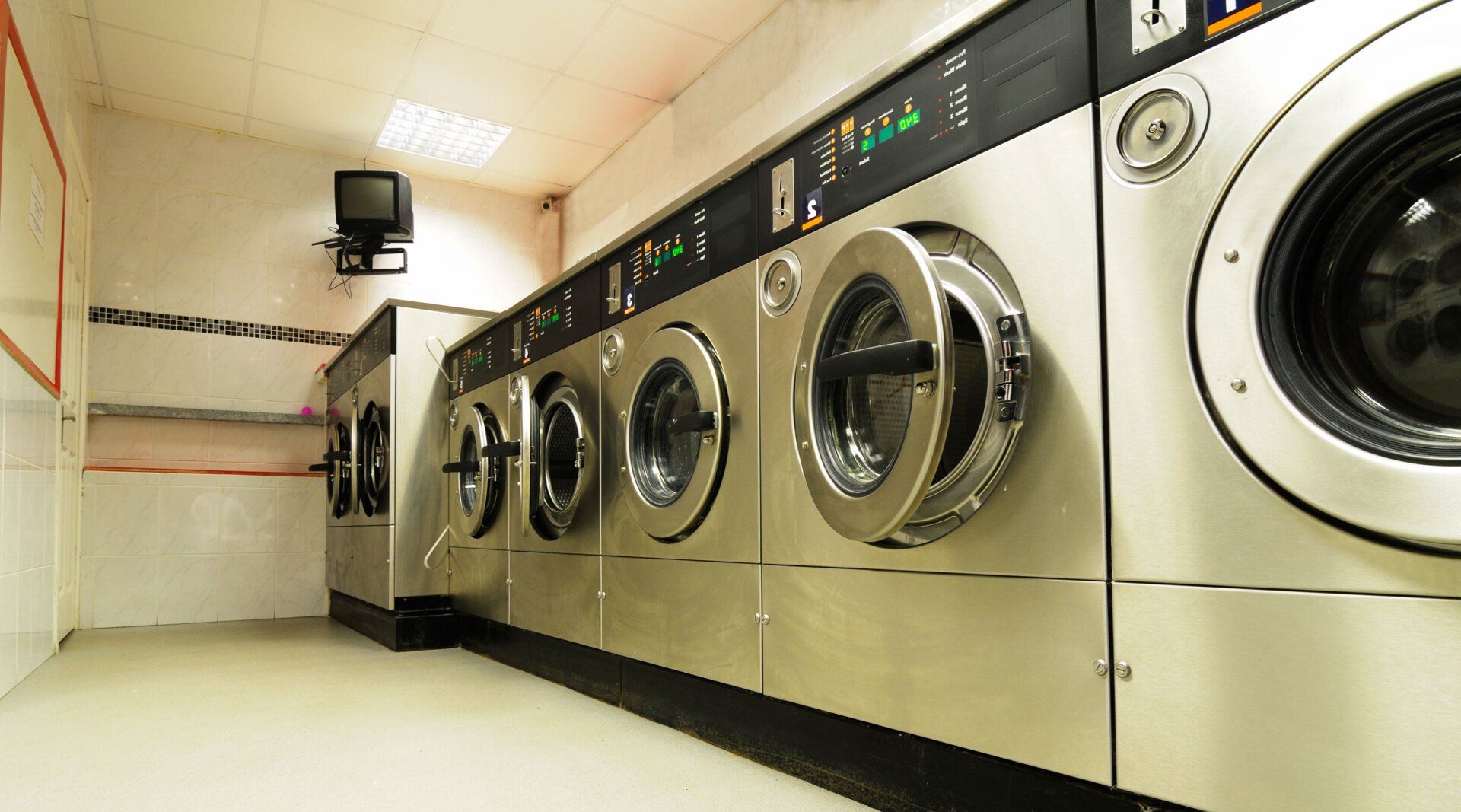Images Mattara Dry Cleaners