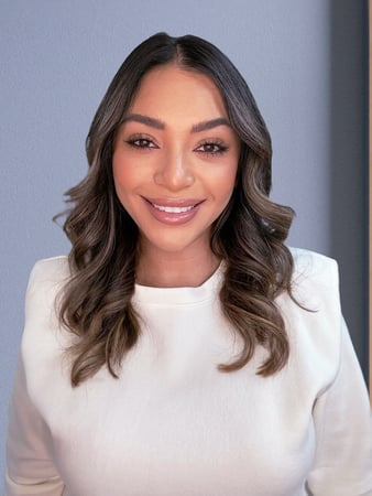 Images Seyda Calderwood: Allstate Insurance