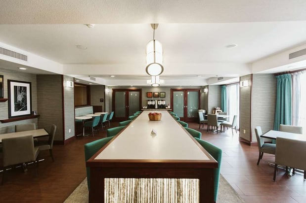 Images Hampton Inn Bismarck North