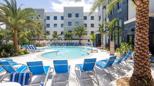 Images Staybridge Suites Naples - Marco Island by IHG