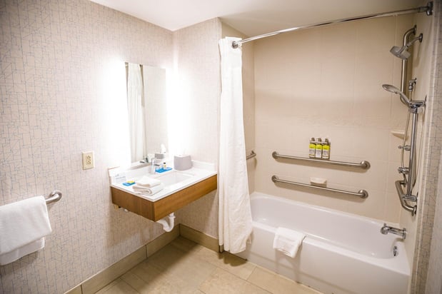 Images Holiday Inn Express & Suites Knoxville-Farragut by IHG