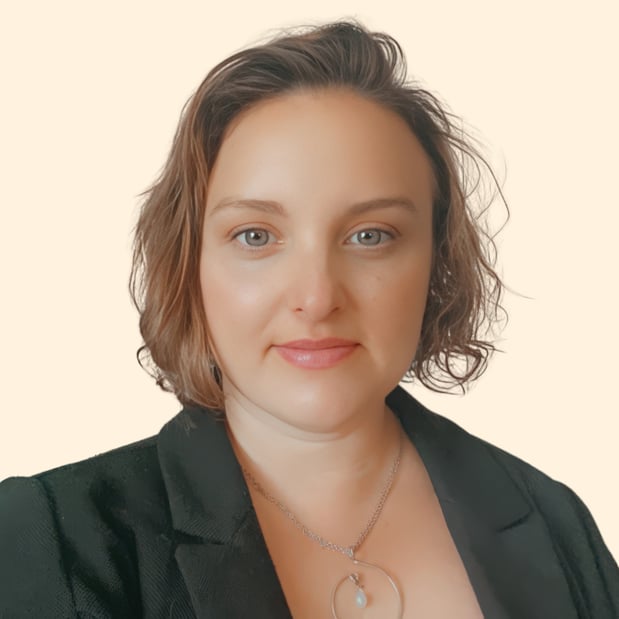 Images Dr. Kelly Deragon, Psychologist