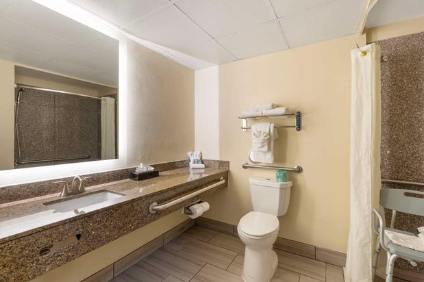 Images Best Western St. Louis Inn